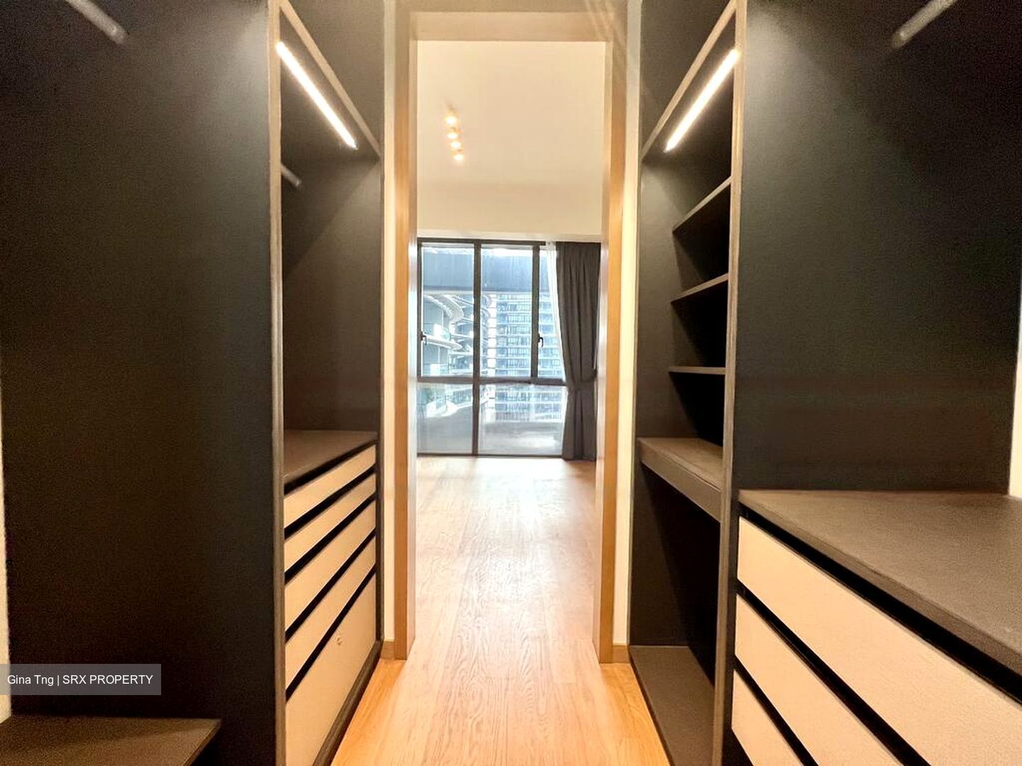 Straits View (D1), Condominium #452925491